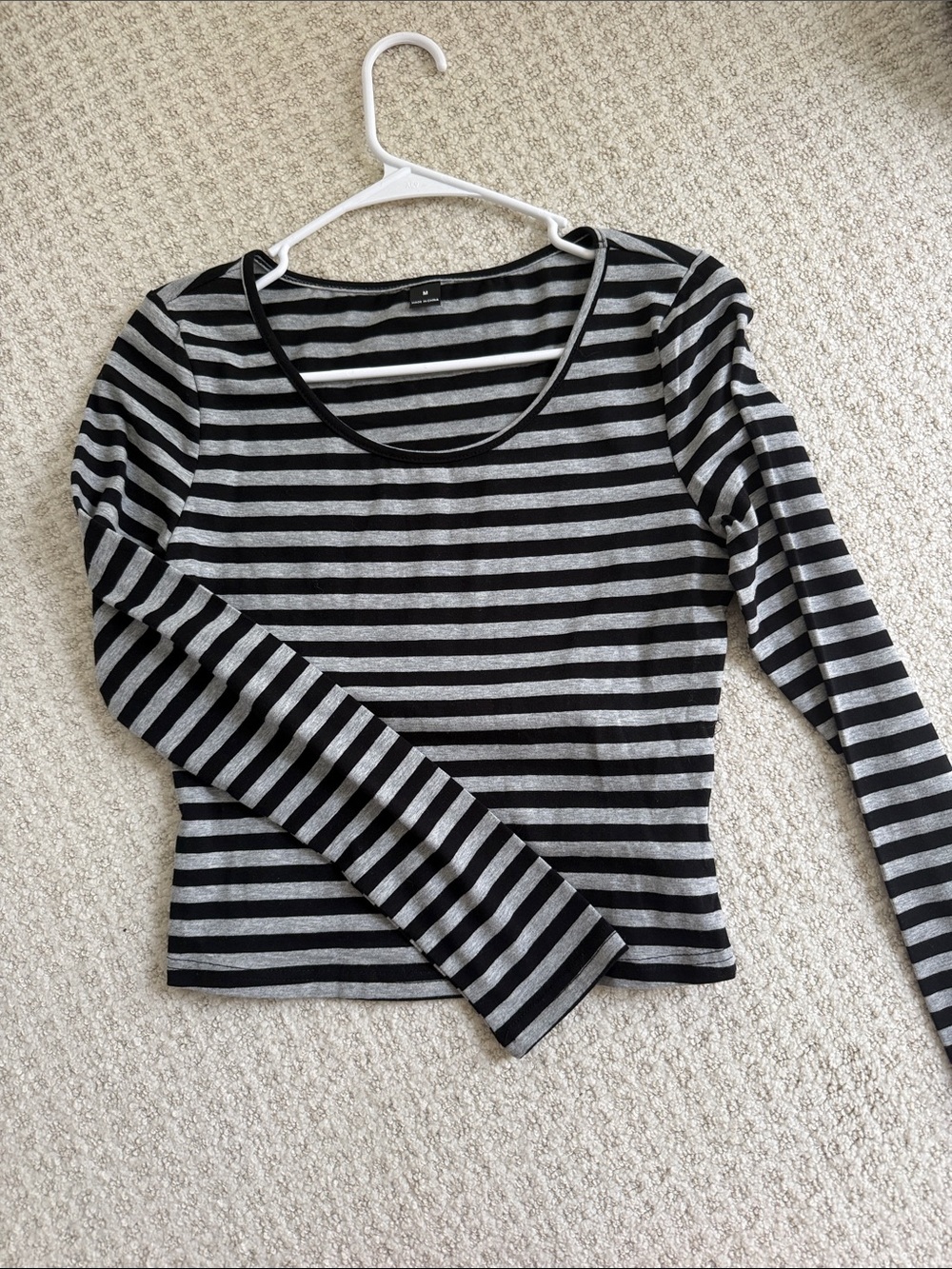 Striped Black & Gray Long-Sleeve Scoop Neck Top